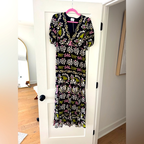 SAYLOR Dresses & Skirts - NWT SAYLOR pia dress in black floral size M